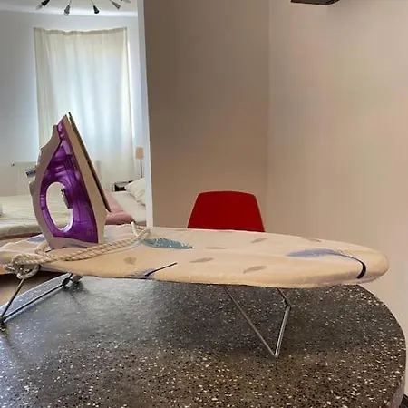 Apartment Cozy Flat With Balcony, Very Close To Galata Tower