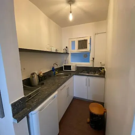 Cozy Flat With Balcony, Very Close To Galata Tower Appartamento Provincia di Istanbul